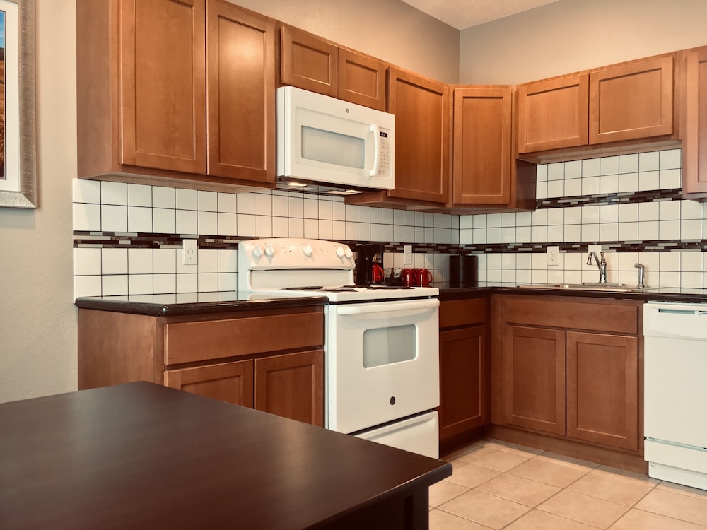 Best Western Wheatland Inn 45/47