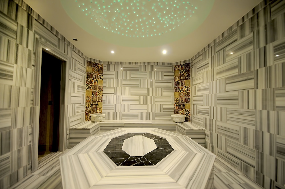 Elite Hotel Darica 36/75