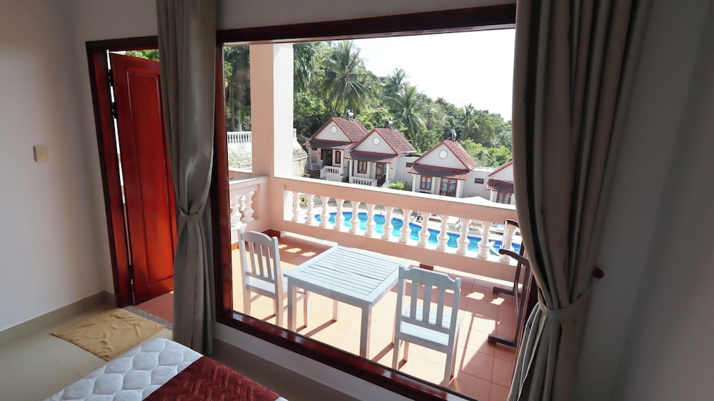 Hong Bin Bungalow 11/50