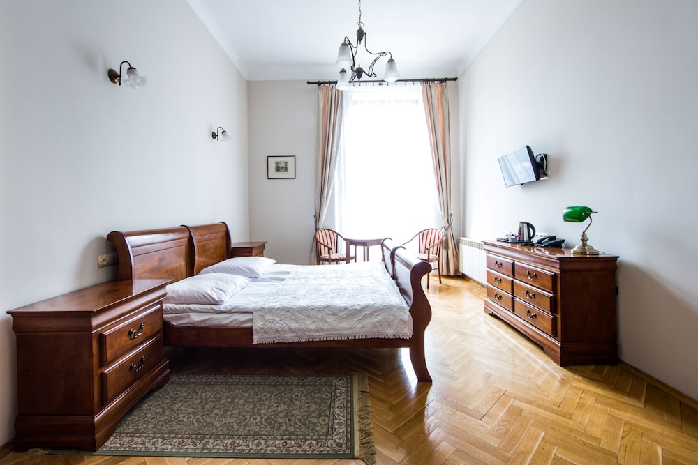 APARTHOTEL BASZTOWA 25/60