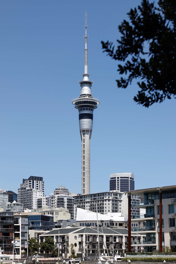 Travelodge Hotel Auckland Wynyard Quarter 52/55