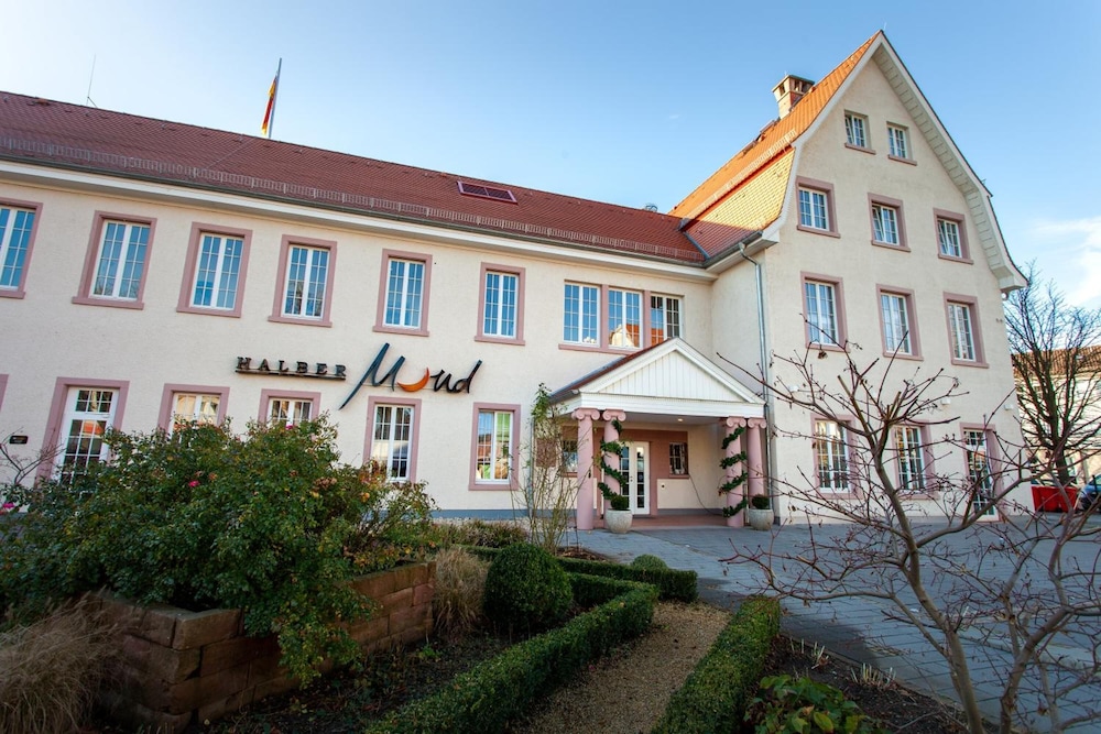 Hotel Halber Mond 4/50