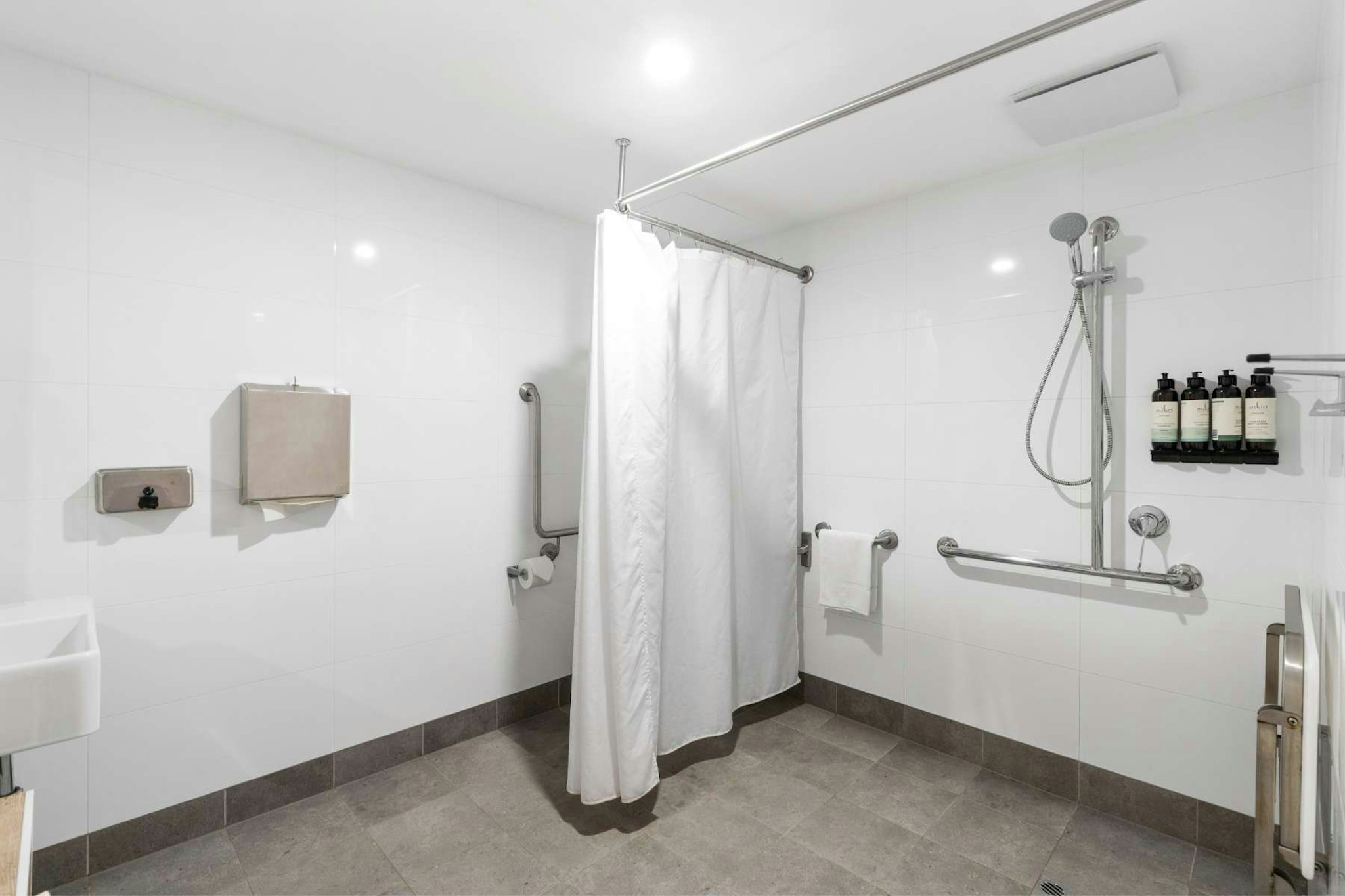The Gerald Apartment Hotel 25/50
