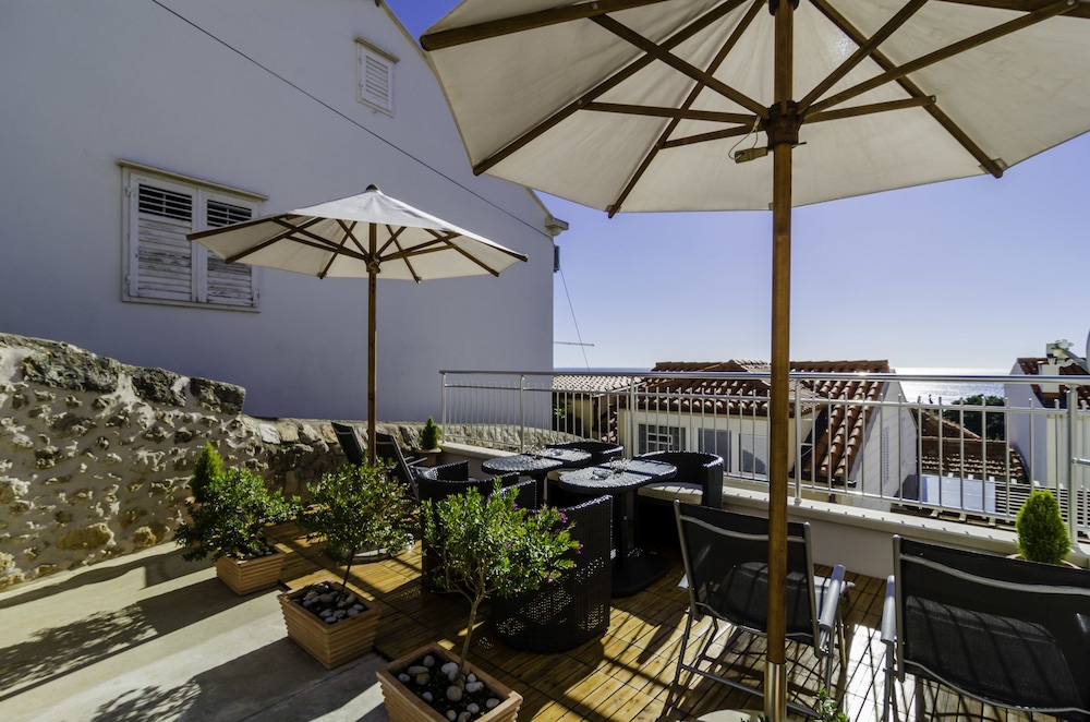 Villa Ankora 5/38