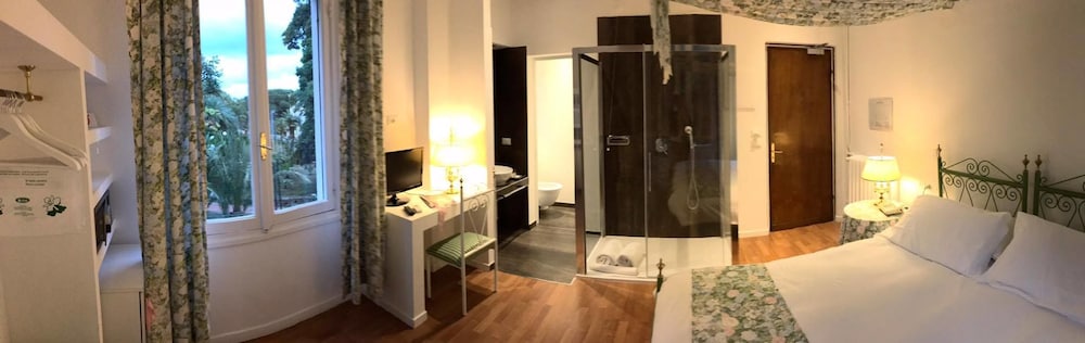 Hotel Eveline Portosole 22/60