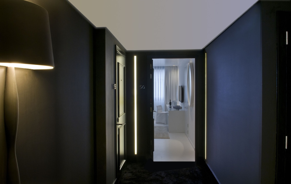 B-Aparthotel Regent 9/24