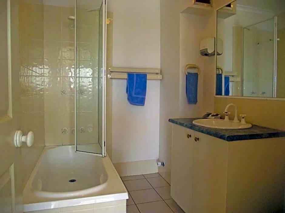 RIVER SANDS HOLIDAY APARTMENTS 34/35