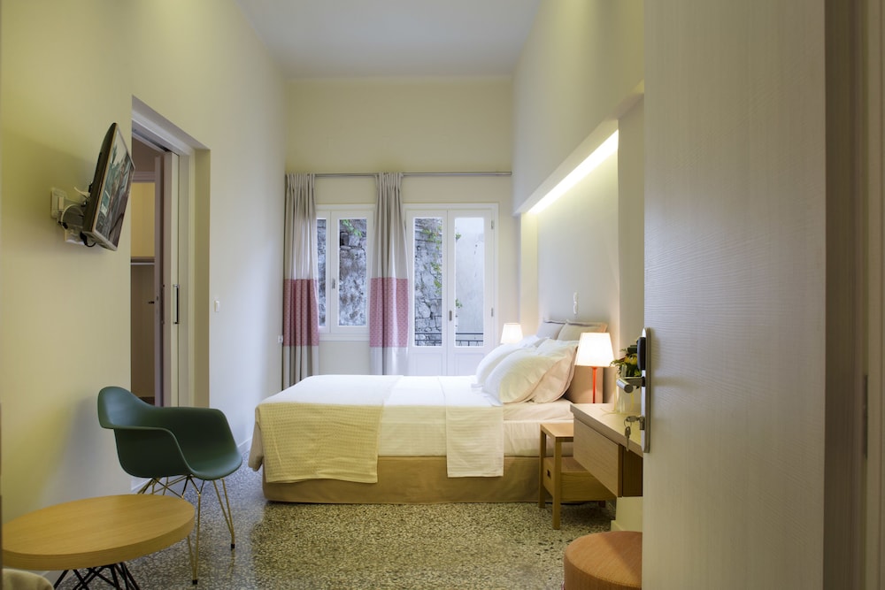 Athena Hotel 39/64