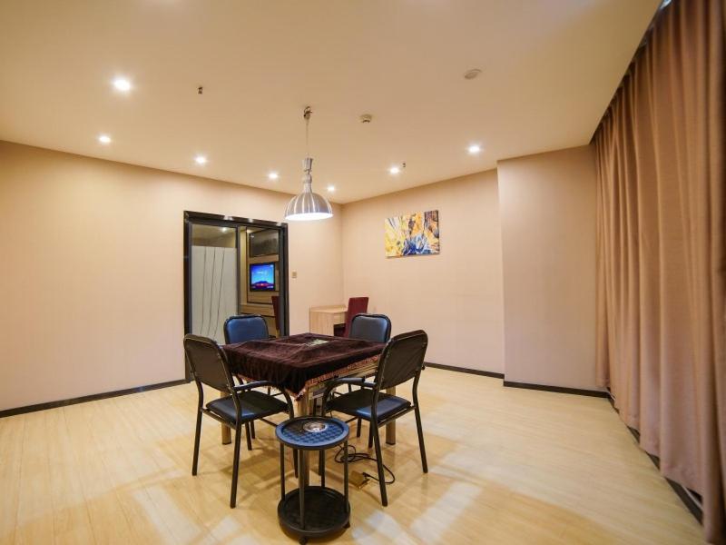 GreenTree Alliance Hotel Kunming Beijing Road Linyu Bridge Metro Station 1/34