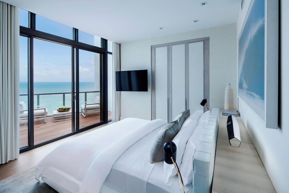 2 Bedrooms, Penthouse, Suite, 2 Double Beds, King Bed, Ocean View