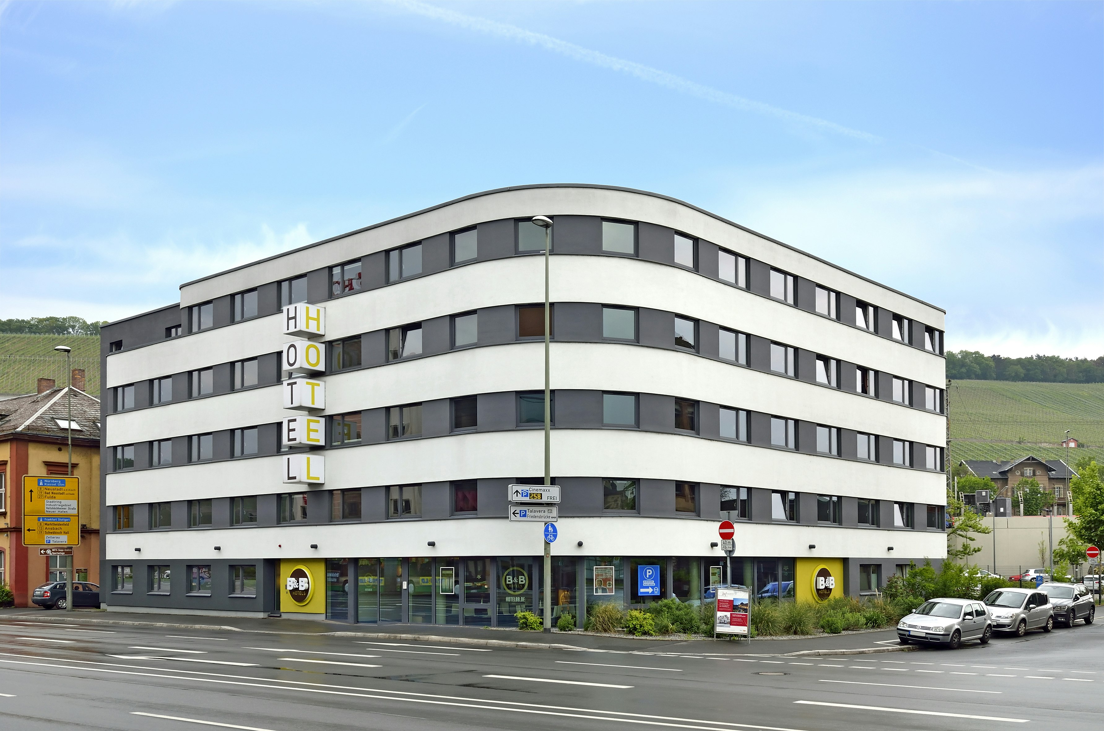 B&B Hotel Wurzburg 1/23