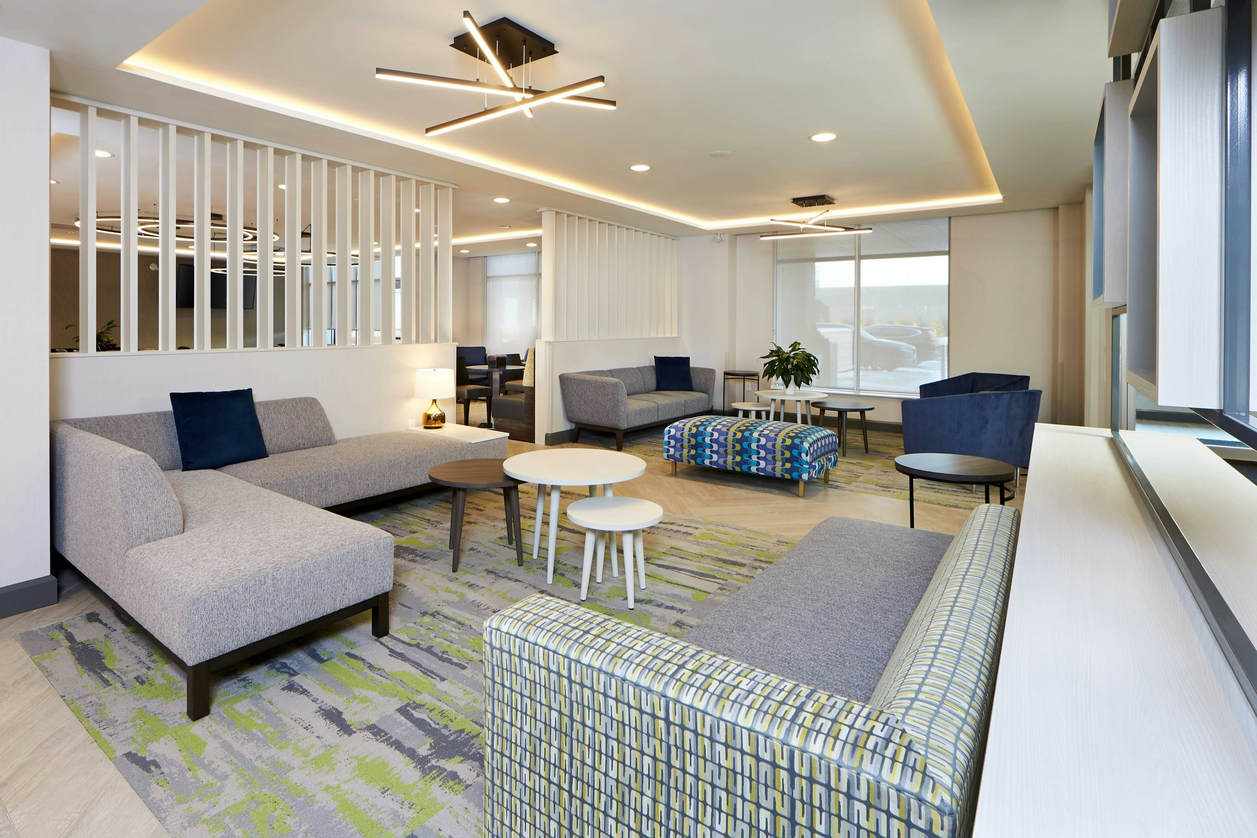TownePlace Suites by Marriott Hamilton 13/25