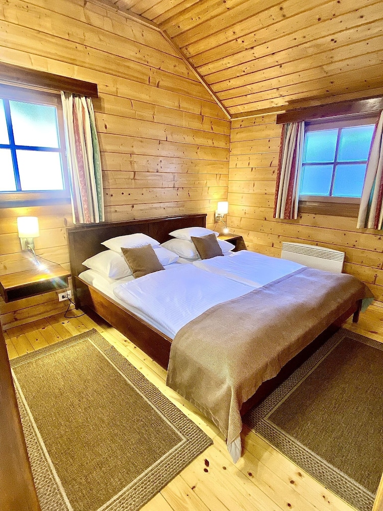 1 BEDROOM, SUPERIOR, CHALET, SAUNA