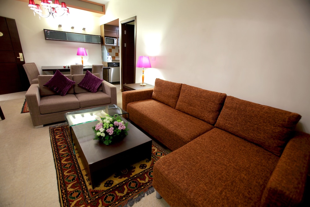 Lavender Home Hotel 36/56