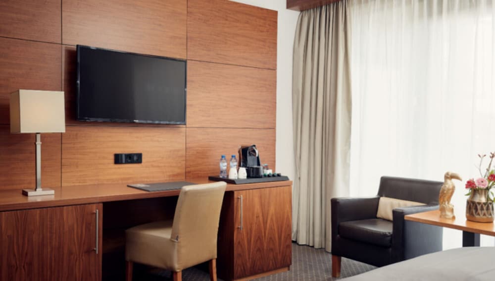 VAN DER VALK HOTEL EINDHOVEN 52/62