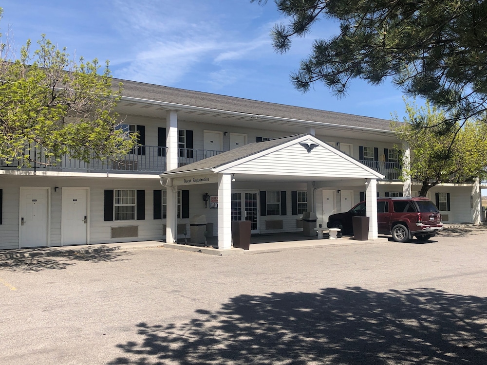 Budget Motel 3/49