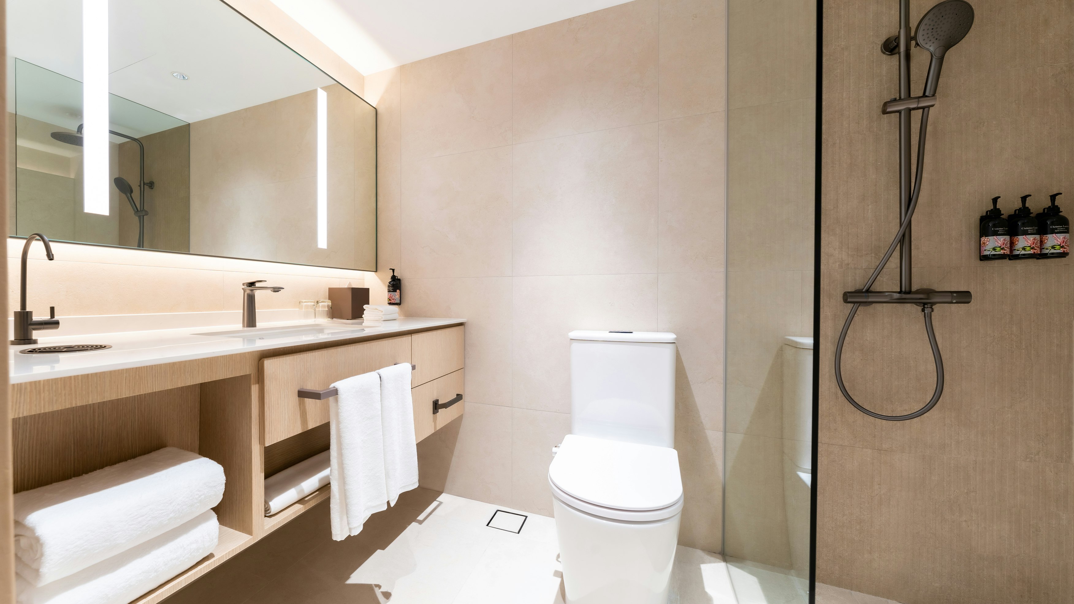M Hotel Singapore City Centre 84/85