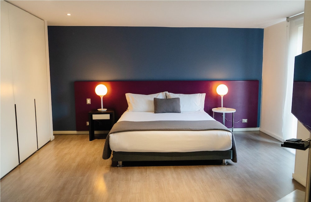 1 BEDROOM, SUPERIOR, APARTMENT