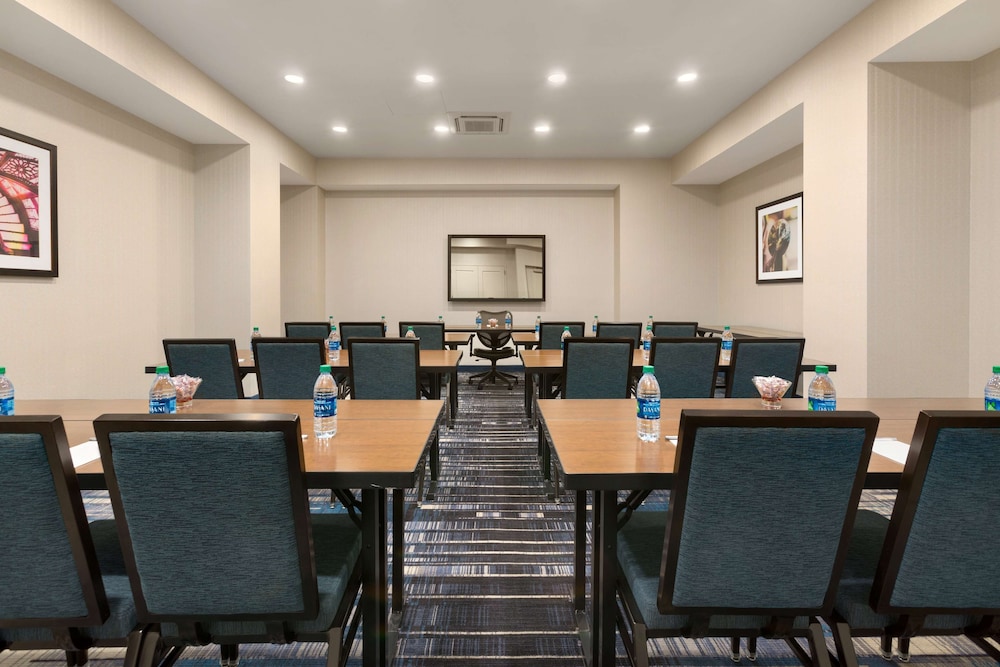 Hampton Inn Chicago Downtown N Loop Michigan Ave Il 51/52