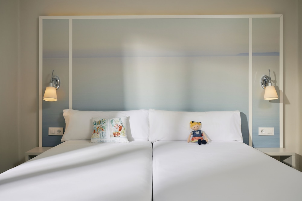 Grupotel Flamingo Beach 5/44