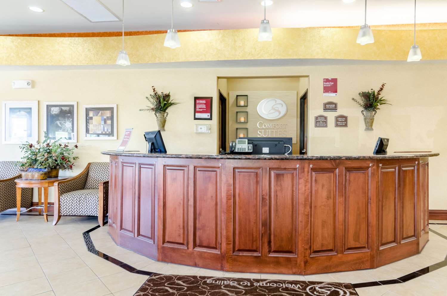 Comfort Suites Salina 6/44
