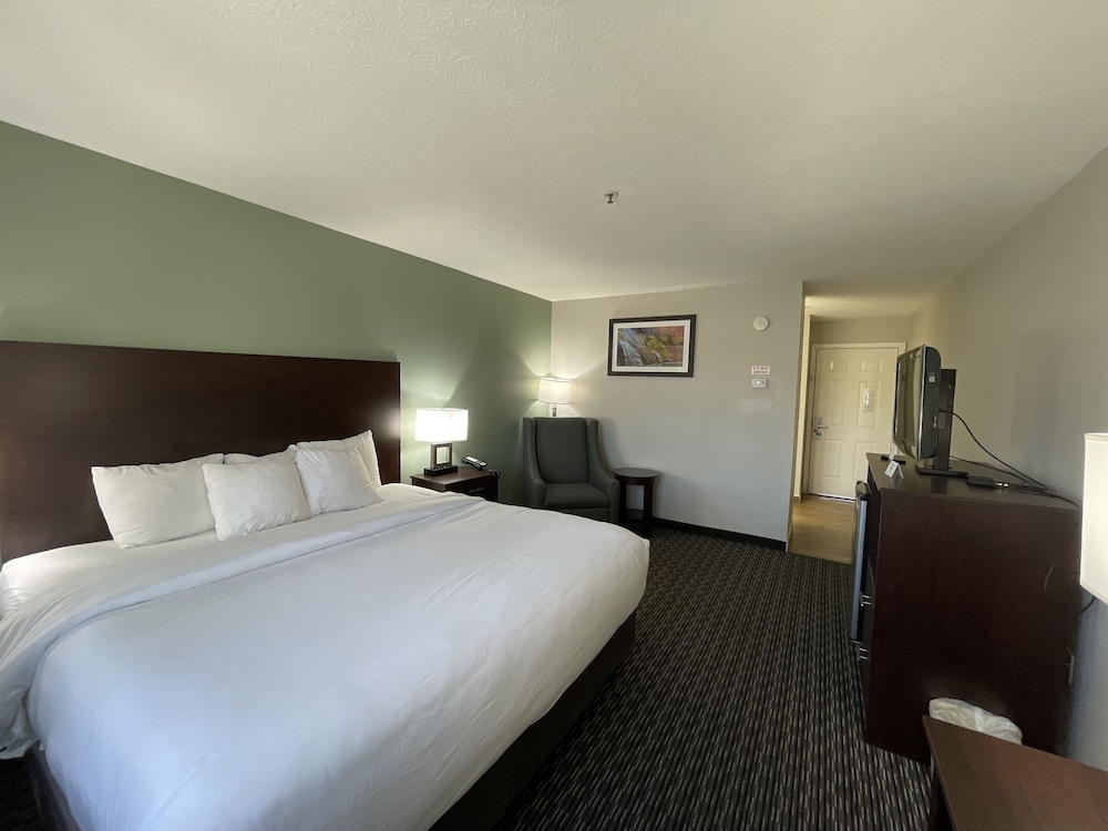 Wingate by Wyndham Cedar City 15/50