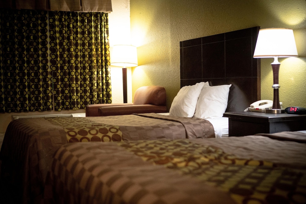 Rodeway Inn & Suites Corpus Christi Northwest 23/42