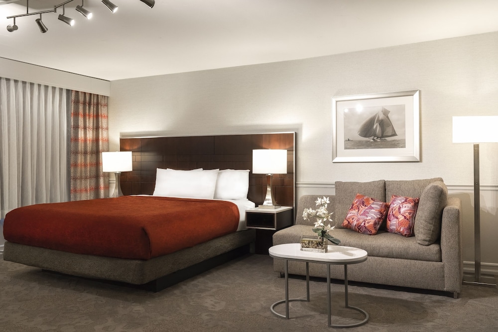 ALO Hotel by Ayres 37/50