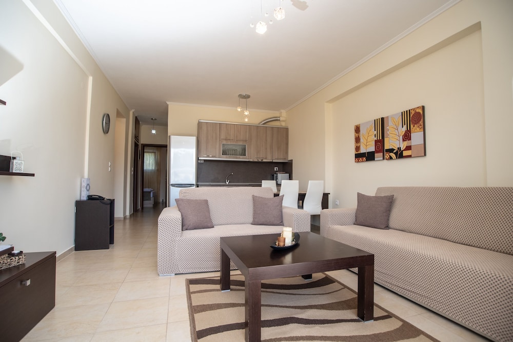 Lagaria Hotel 35/50