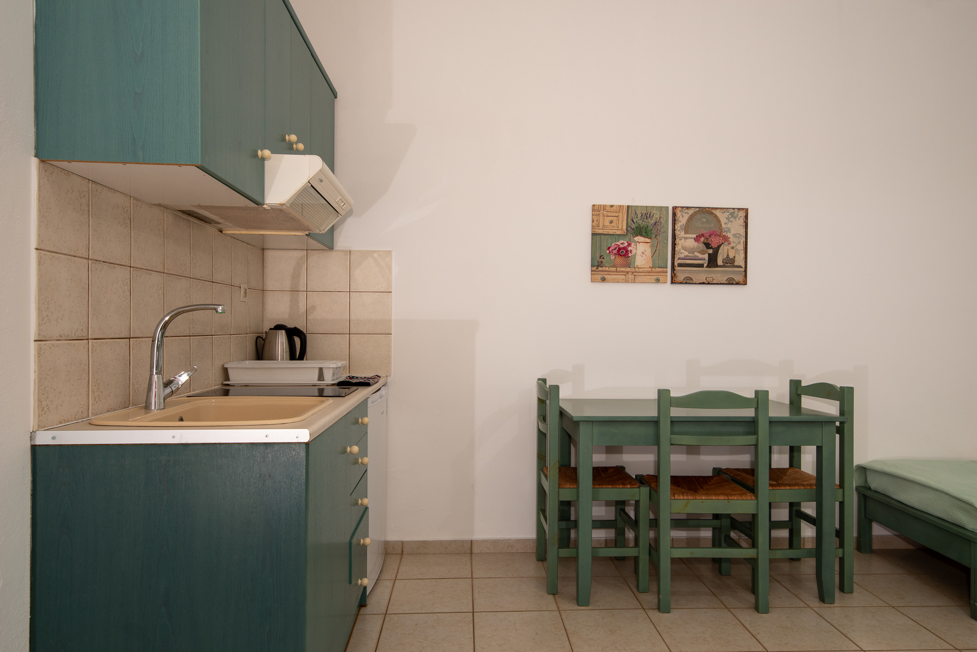 Elpis Studios And Apartments 7/50