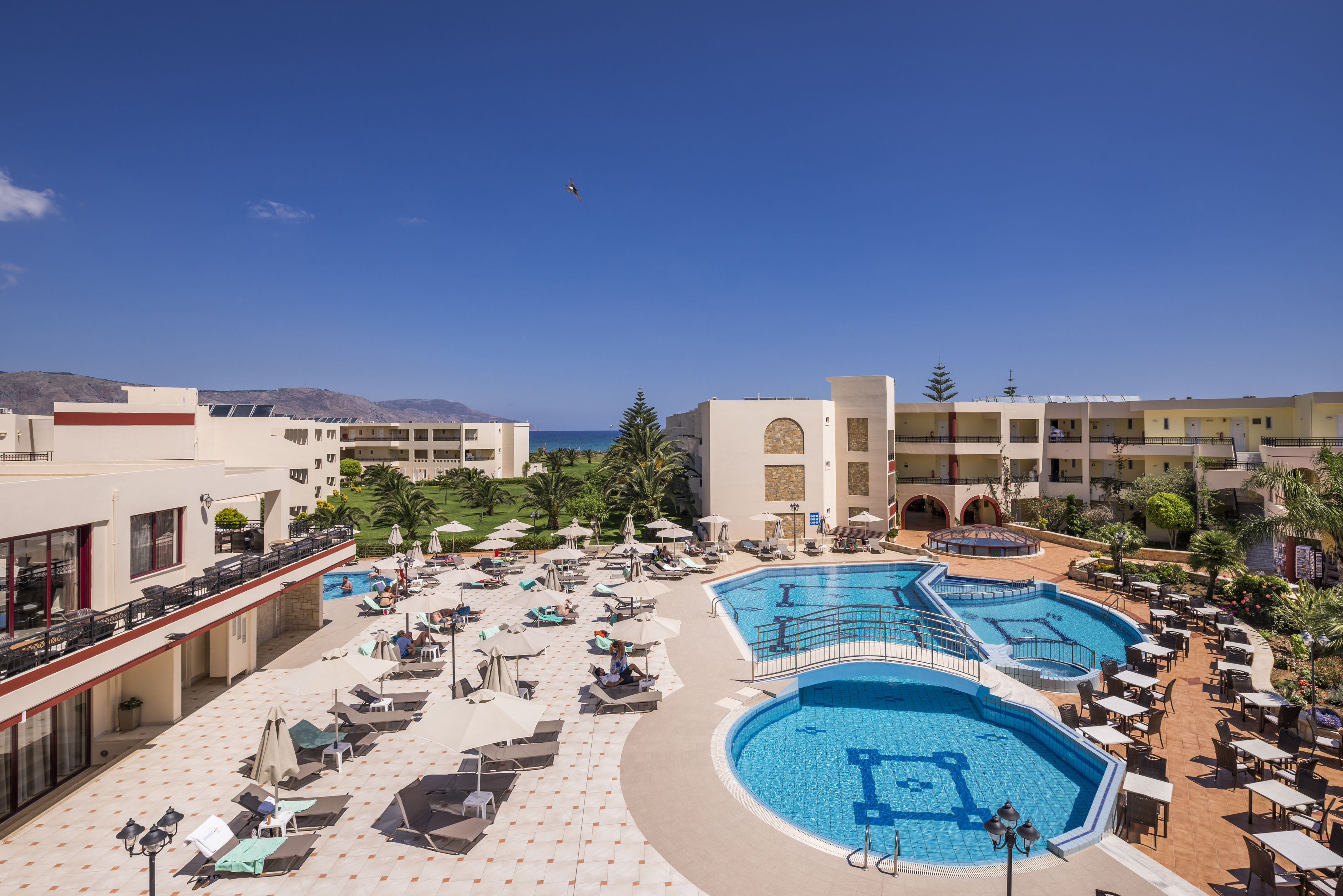 Vantaris Palace 29/31