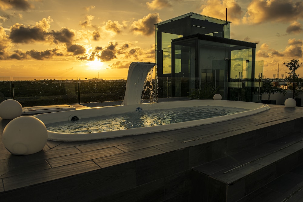 Kabah Boutique Hotel 64/64