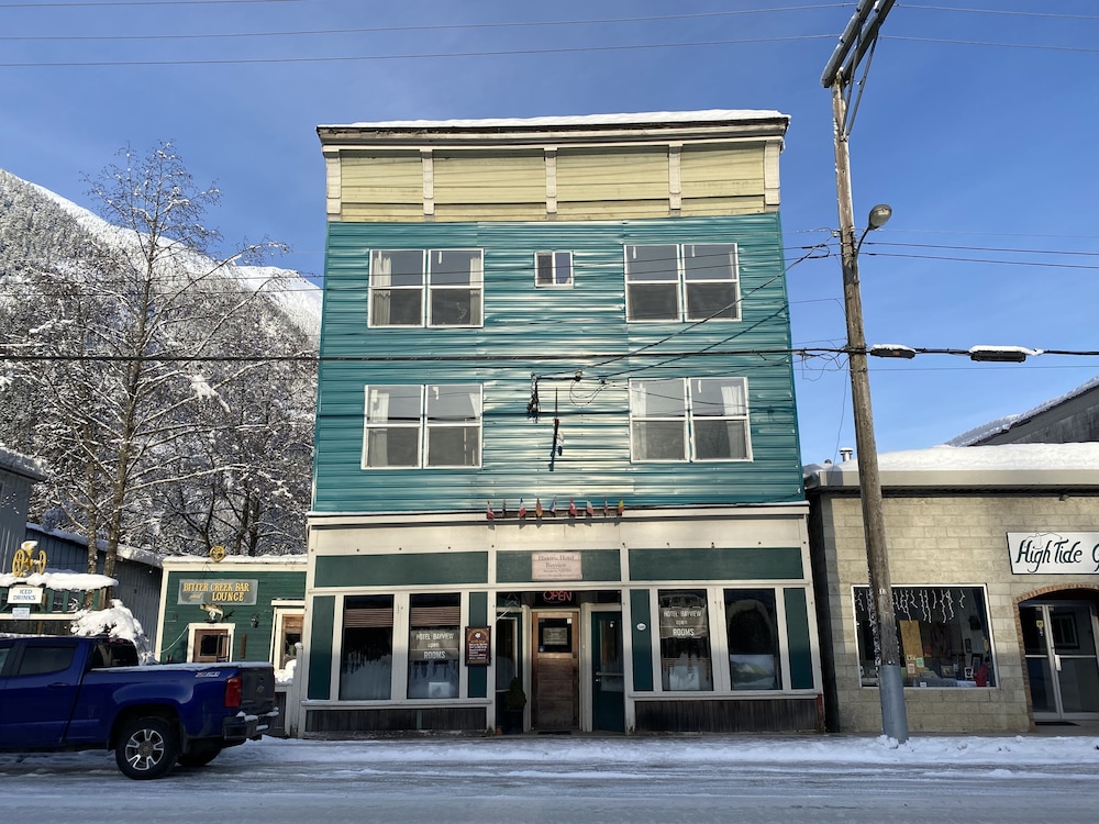 Historic Hotel Bayview 2/42