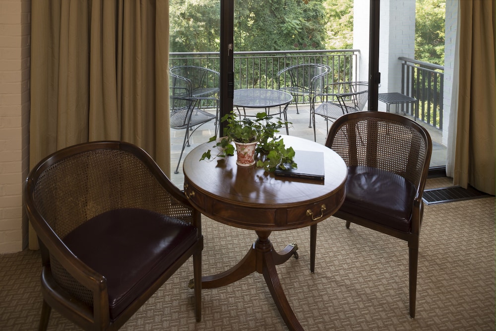 The Griffin Hotel - A Colonial Williamsburg Hotel 51/61