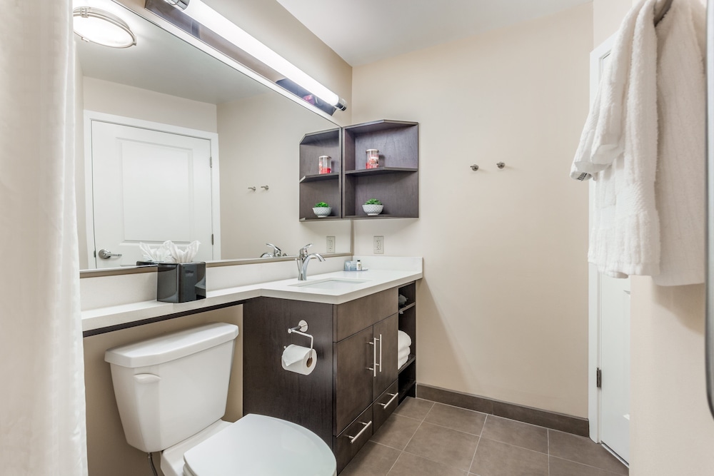 CANDLEWOOD SUITES BENSALEM - PHILADELPHIA AREA 8/38