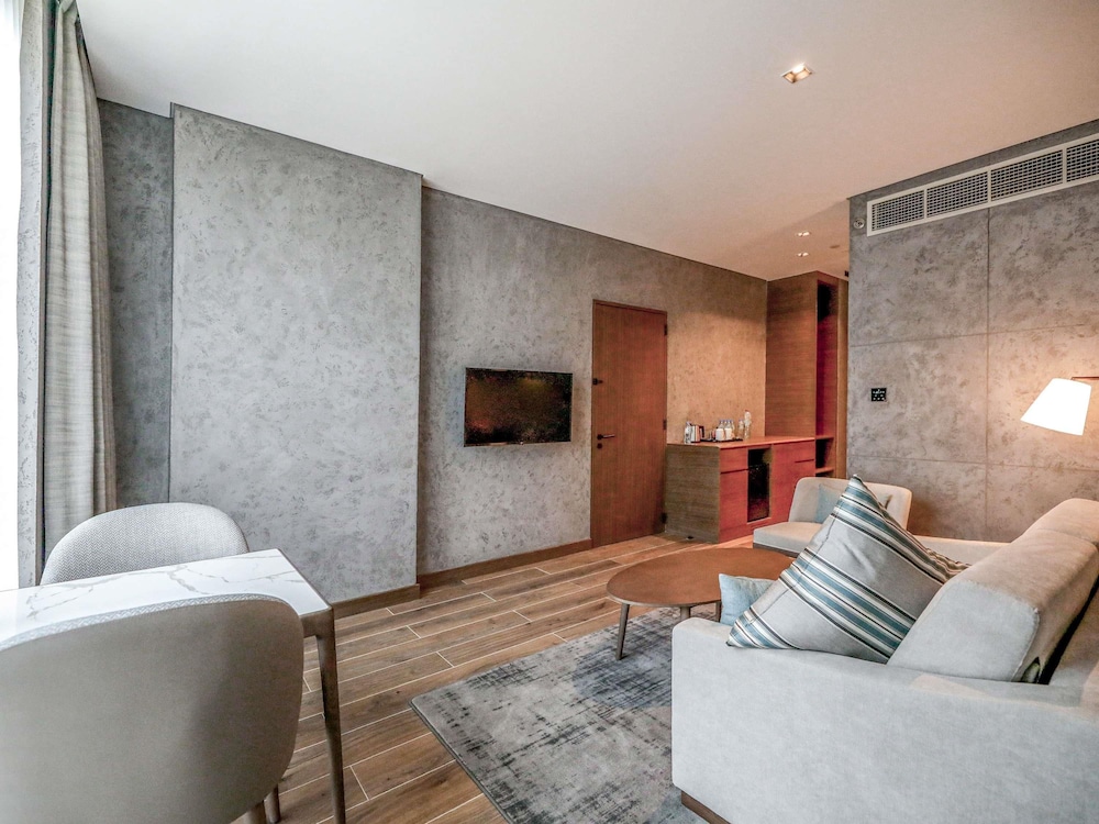 Mercure Dubai Gold District 23/53