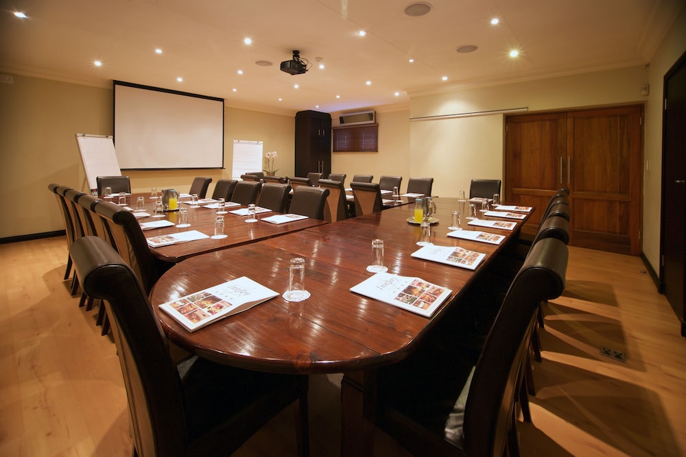InnJoy Boutique Hotel 43/50