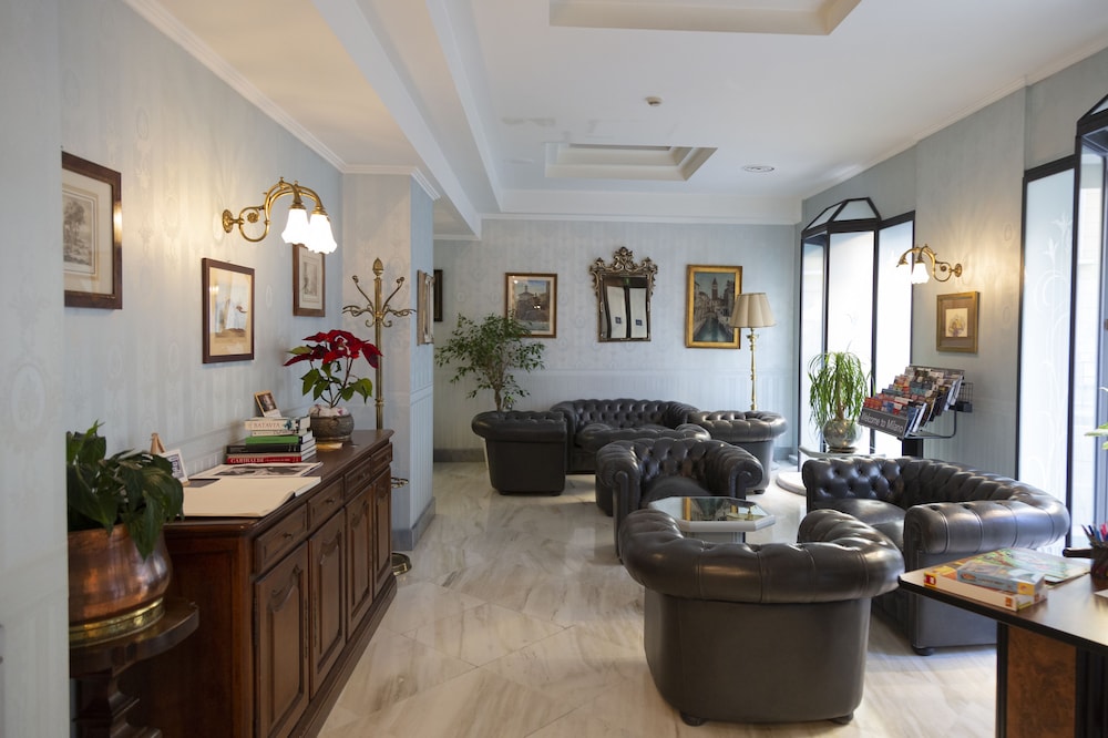 Jr Hotels Bocconi Milano 41/60