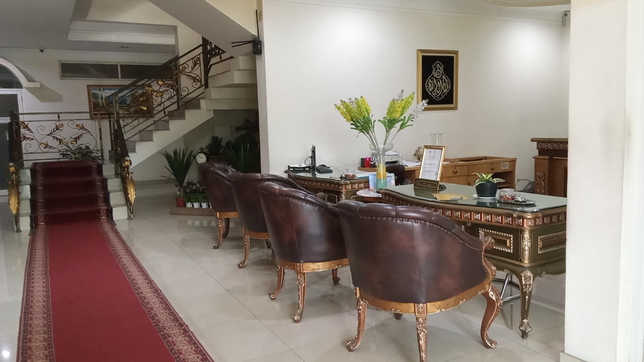 Narapati Indah Syariah Hotel and Convention 6/20