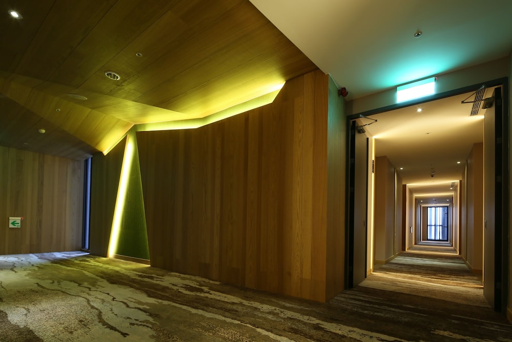 South Urban Hotel 30/45