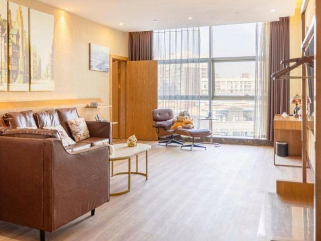 James Joyce Coffetel (Chengdu Qingbaijiang) 32/48
