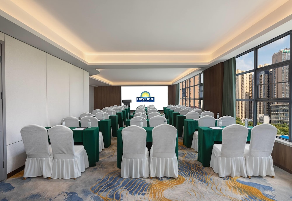 Days Inn by Wyndham Changsha Yuanda Road 20/20