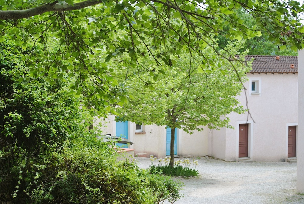 Le Domaine des Cazelles by Ateya Vacances 30/50