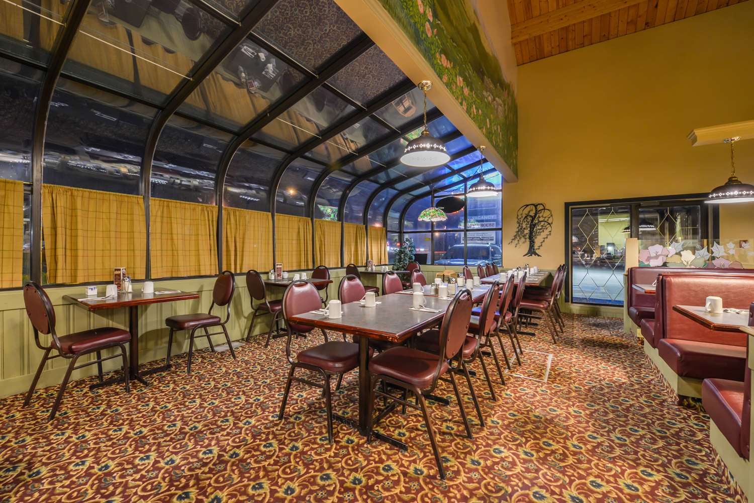 Canadas Best Value Inn Whitecourt 24/51