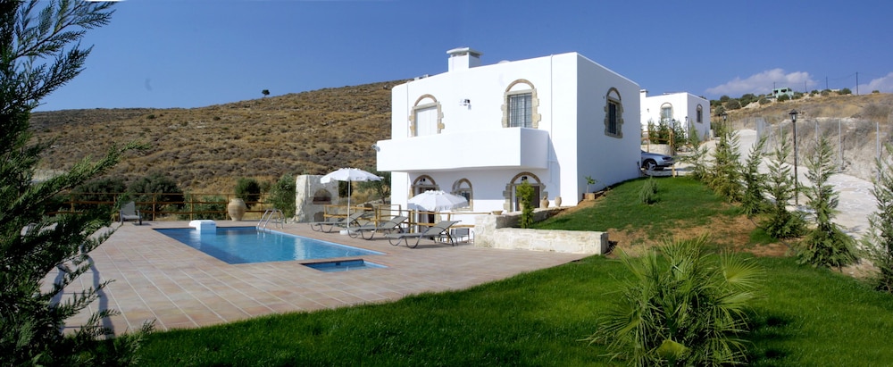Phaestias Villas 14/22
