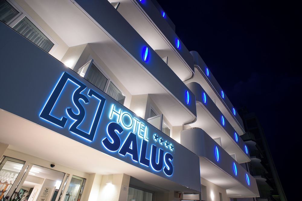 Hotel Salus 3/46
