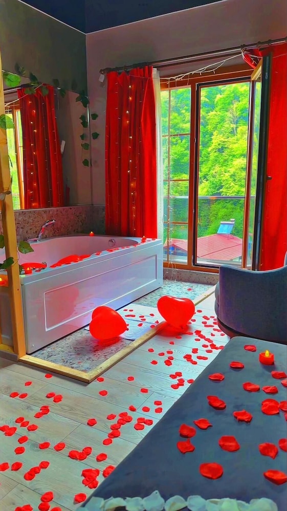 Pugari Otel 16/40