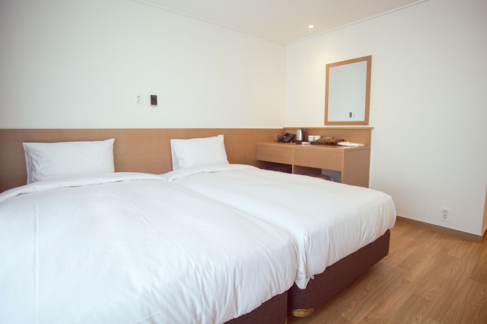 Hotel Kenny Gijang 19/43