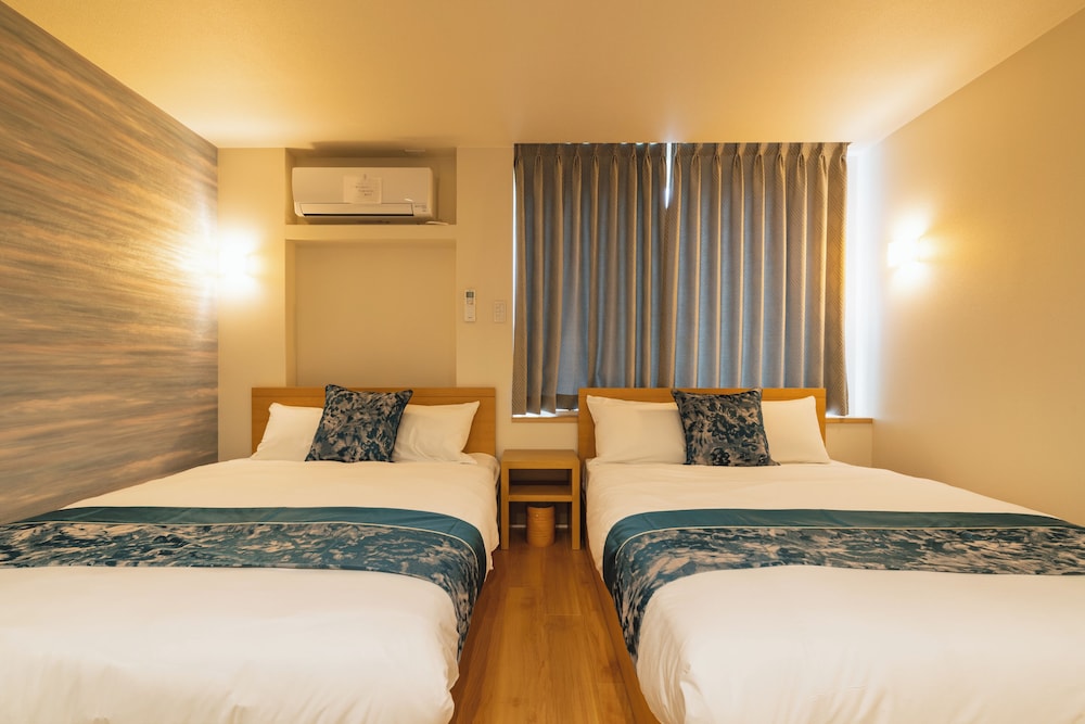 Grand Base Nagasaki City 9/50