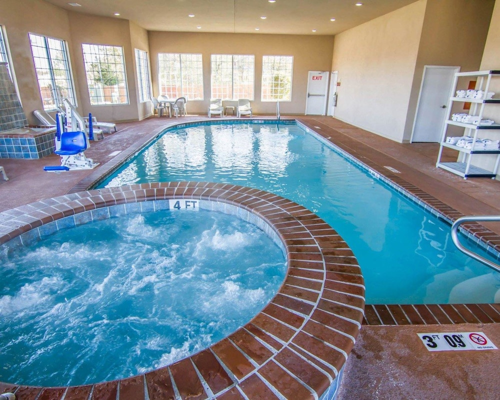 Sleep Inn Suites I 20 5/43
